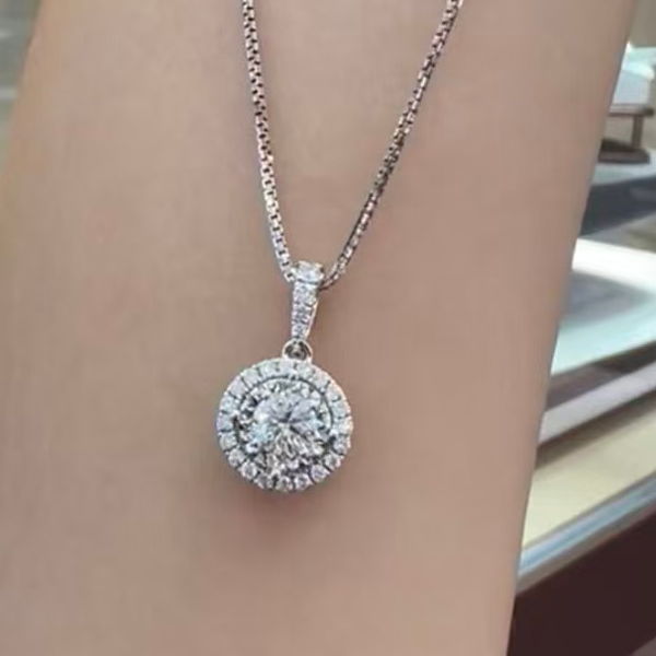 圆包围镶项链